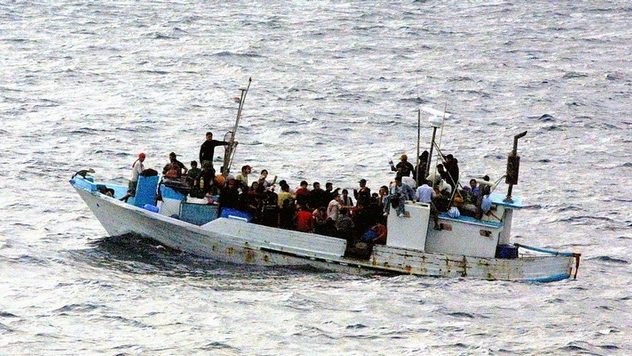 Flüchtlingsboot_800