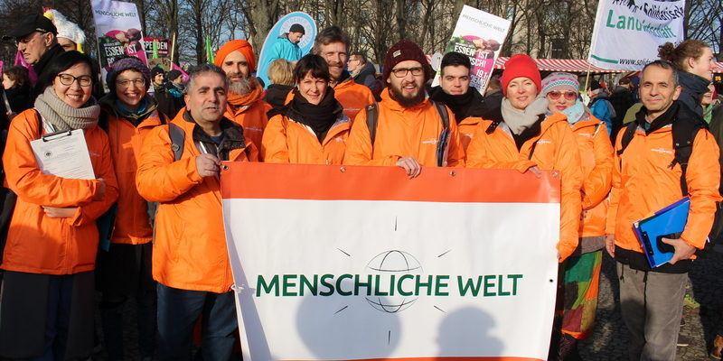 Berlin_Öko_Demo_19.1._800