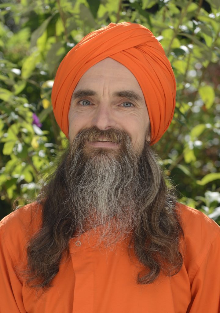 Dada Madhuvidyananda_1200